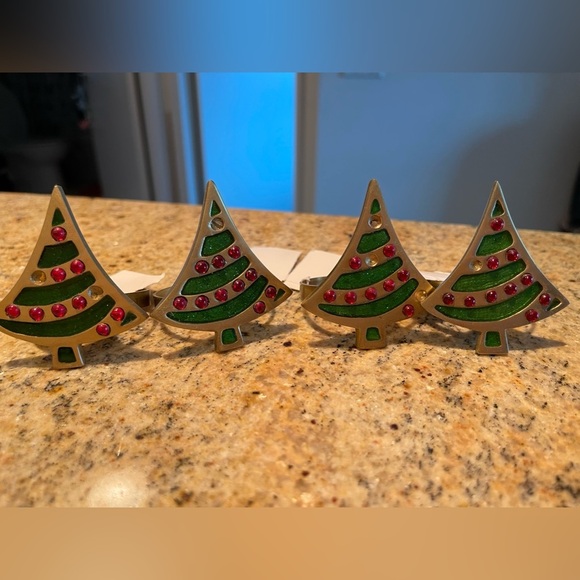 Napkin rings - Picture 1 of 5